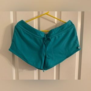OAKLEY WOMANS RUNNING SHORTS